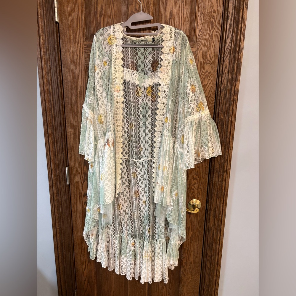 Floral Lace Kimono Cardigan